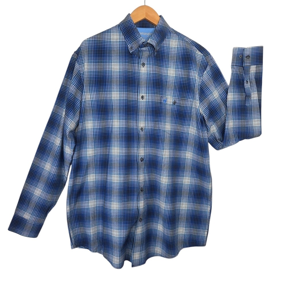 Wrangler Mens Advance Comfort Blue Plaid Button Down Shirt SZ LT Western‎ Rodeo